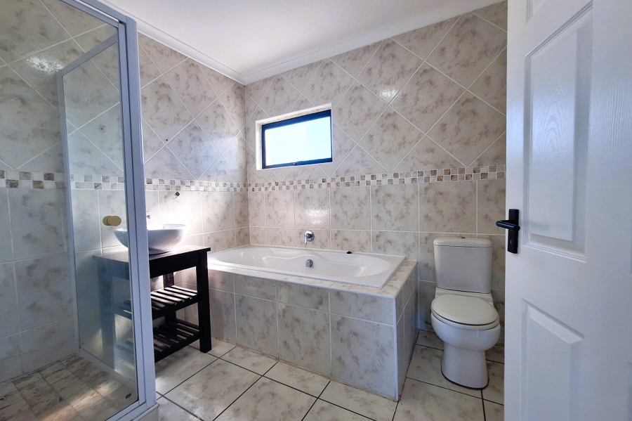 3 Bedroom Property for Sale in Shelley Point Western Cape